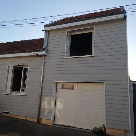 P'Tite Maison Atypique Avec Terrasse Villa Nantes Buitenkant foto
