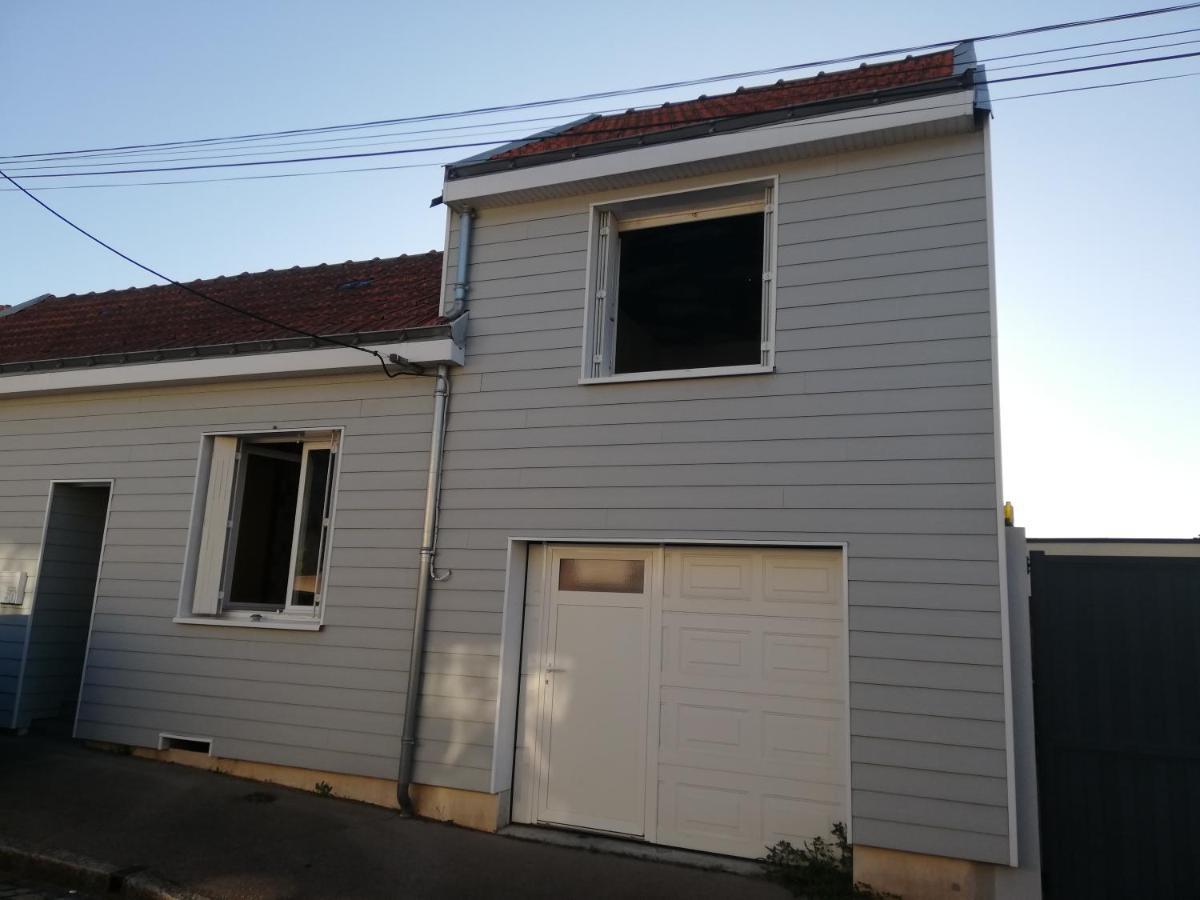 P'Tite Maison Atypique Avec Terrasse Villa Nantes Buitenkant foto